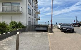 Oase At The Sea